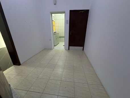 Gudaibiya, Apartments, Flats, Houses & Villas, BHD 160/year,  1 BR,  Gudaibiya:- 1Bhk Flat On Rent With Unlimited Ewa