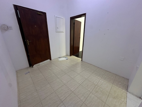 Gudaibiya, Apartments, Flats, Houses & Villas, BHD 160/year,  1 BR,  Gudaibiya:- 1Bhk Flat On Rent With Unlimited Ewa