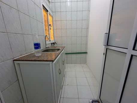 Gudaibiya, Apartments, Flats, Houses & Villas, BHD 160/year,  1 BR,  Gudaibiya:- 1Bhk Flat On Rent With Unlimited Ewa