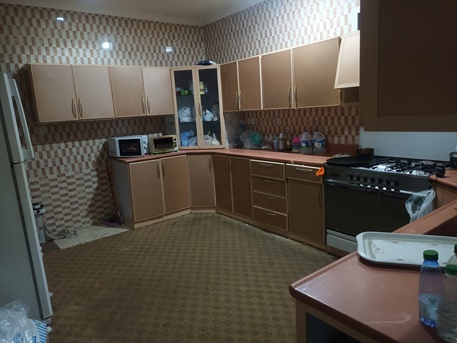 Madinah, Apartments, Flats, Houses & Villas, SAR 1/day,  Furnished,  1 BR,  For Decent Small Family Furnished Bedroom Available In Family Flate Building.