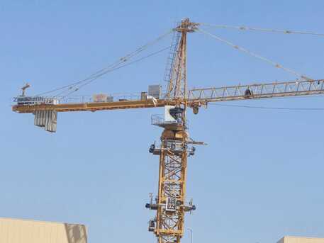 Dammam, Heavy Equipment, Tower Crane  25 Ton   Brand (Zoomlion)