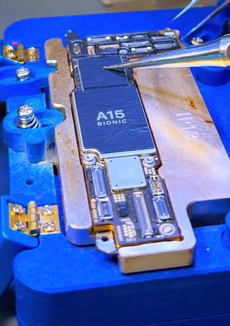 Riyadh, Mobile Phones, AHMAD IPHONE REPAIR  All Parts ORIGNAL