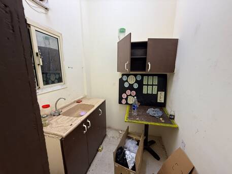 Manama, Apartments, Flats, Houses & Villas, BHD 130/month,  Studio,  Studio Flat For Rent In Gufool With EWA , Unlimited