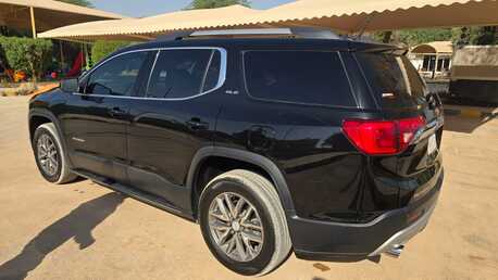 Riyadh, Vehicles, Cars & Trucks , SAR 67000,  Gmc Acadia,  2019,  Automatic,  140000 KM,