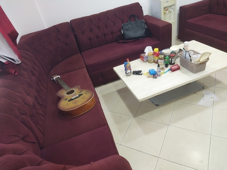 Manama, Furniture, BHD 35,  Sofa Set, Tv Tables, Curtains