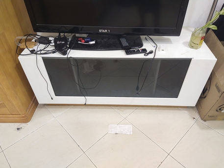 Manama, Furniture, BHD 35,  Sofa Set, Tv Tables, Curtains