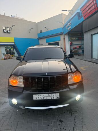 Riyadh, Vehicles, Cars & Trucks , SAR 28500,  Jeep Cherokee Srt,  2007,  Automatic,  195000 KM,  JEEP SRT  6.1 😈 BEAST FOR SALE