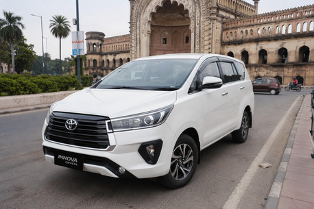 New Delhi, Travel, Book  Delhi To Lucknow Crysta &ndash; Comfortable & Premium Taxi Service For Every Traveler