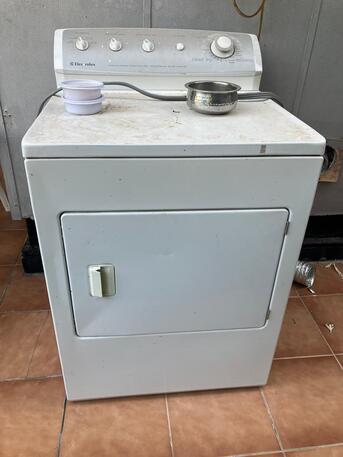 Al Khobar Al Shamalia, Household Items, SAR 30000,  Cloth Dryer And Dining Table With Chairs