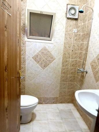 Al Iskan, Rooms for Rent, SAR 1200/month,  Furnished,  A Fully Furnished Bedroom For An Executive Bachelor