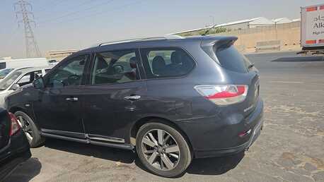Manama, Vehicles, Cars & Trucks , BHD 1,  Nissan  Pathfinder,  2013,  Automatic,  195682 KM,  Urgent Sales Nissan Pathfinder Excellent Condition Reason Settled In To Saudi