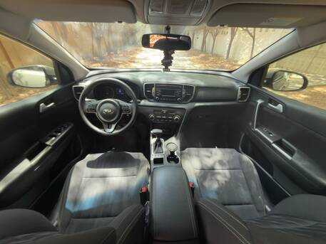 Manama, Vehicles, Cars & Trucks , BHD 4800,  KIA SPORTAGE,  2018,  Automatic,  52000 KM,    MODEL WITH SINGLE OWNER AND WELL-MAINTAINED CAR