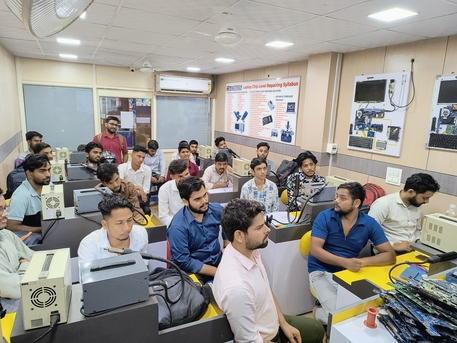 Mumbai, Education, How Does Multitech Institute Make Laptop Repairing Course Training Easy?