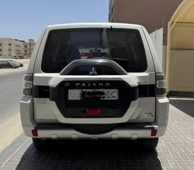 Juffair, Vehicles, Cars & Trucks , BHD 5500,  Mitsubishi Pajero,  2020,  Automatic,  101013 KM,