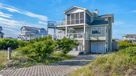 New York, Holiday/Vacation Rentals, USD 500/day,  300 Sq. Meter,  Bald Head Island Vacation Rentals For A Relaxing Coastal Escape