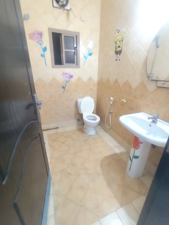 Muharraq, Apartments, Flats, Houses & Villas, BHD 190/year,  2 BR,  Flat For Rent In Qalali Two Bedrooms 190 Bd Including Ewa Unlimited