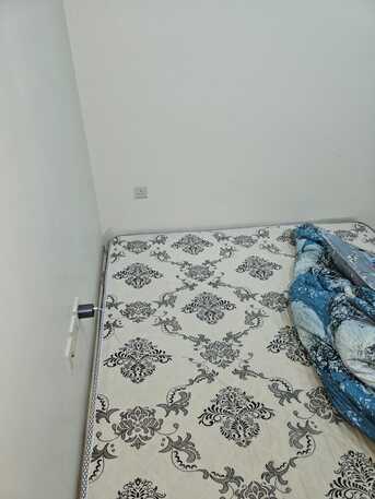 Jeddah, Housing Exchanges, SAR 2500/month,  200 Sq. Meter,  Non-Furnished Family Apartment For Rent &ndash; Household Items Available For Sale 2,500