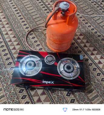 Riyadh, Household Items, SAR 300,  Sale For Gas Stove And Cylinder With Regulator