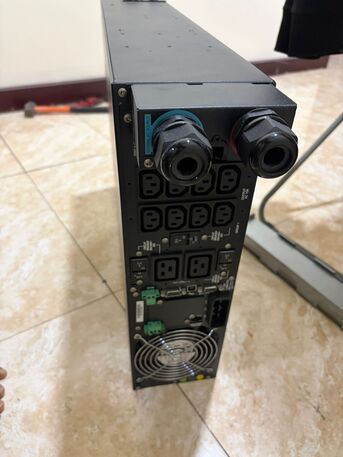 Juffair, Appliances, BHD 60,  Eaton 9SX6000 6KV UPS With 15 Batteries Plus Usage Manual