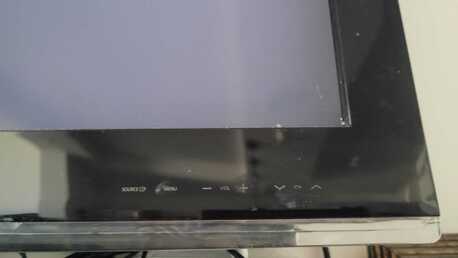 Umm Al Hassam, Electronics, BHD 80,  Samsung 40" Inch LCD TV For Sale. Airtel TV Box Included. Used