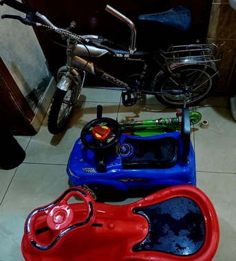 Riyadh, Bicycles, SAR 200,  Bicycle 14 Inch (till 12 Years Age) Scooty - Car - Swing Car