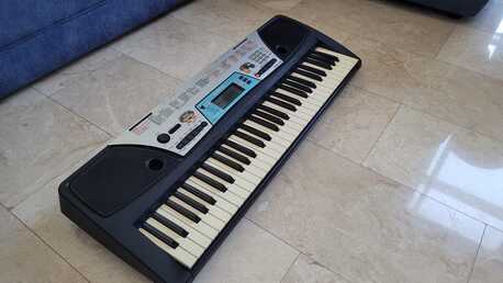 Umm Al Hassam, Household Items, BHD 35,  Piano/Keyboard For Sale-Yamaha PSR 170 Used