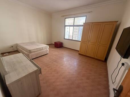 Hoora, Apartments, Flats, Houses & Villas, BHD 180/month,  Furnished,  1 BR,  Furnished Studio Flat For Rent In Hoora With EWA