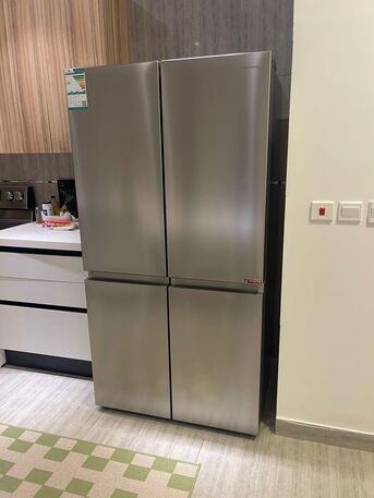 Riyadh, Appliances, SAR 8500,  (Mint Condition) Barely Used Hisense 4 Doors - Fridge / LG Stove (Ceramic)