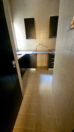 Salmaniya, Apartments, Flats, Houses & Villas, BHD 200/month,  2 BR,  2 Bedroom Unfurnished Flat For Rent Without Ewa
