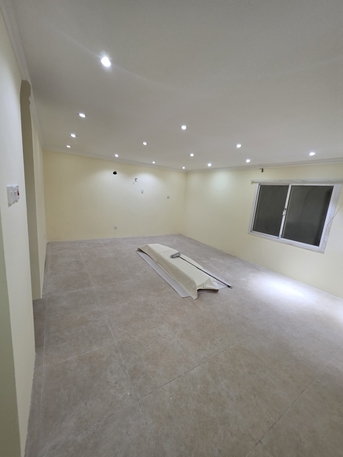 Arad, Apartments, Flats, Houses & Villas, BHD 210,  2 BR,  Flat With Ewa For Rent In Arad