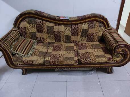 Al Malaz, Household Items, SAR 340,  Dining Table And Sofa Set For Sale
