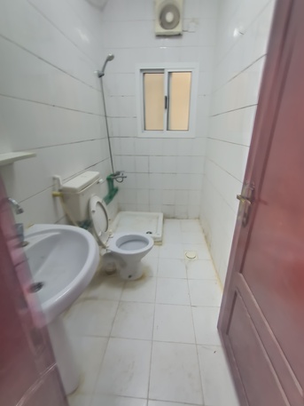 Gudaibiya, Apartments, Flats, Houses & Villas, BHD 200/month,  2 BR,  Semi Furnished 2 Bedroom Spacious Flat For Rent In Gudaibiya With Electricity