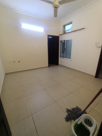 Gudaibiya, Apartments, Flats, Houses & Villas, BHD 150/month,  1 BR,  Semi Furnished 1 Bedroom Spacious Flat For Rent In Gudaibiya With Electricity