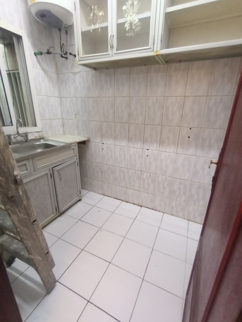 Gudaibiya, Apartments, Flats, Houses & Villas, BHD 150/month,  1 BR,  Semi Furnished 1 Bedroom Spacious Flat For Rent In Gudaibiya With Electricity
