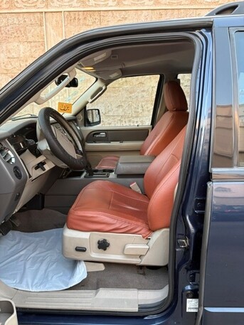 Al Rehab, Vehicles, Cars & Trucks , SAR 40000,  FORD EXPEDITION XLT,  2014,  Automatic,  238608 KM,  Ford Expedition , Single Owner, Original Colour,No Denting/Painting