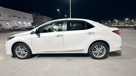 Yanbu, Vehicles, Cars & Trucks , SAR 40000,  Toyota Corolla,  2016,  Automatic,  220000 KM,   GLI  &ndash; Full Option &ndash; Excellent Condition