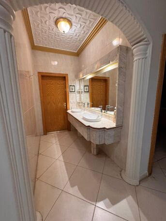 Al Rawdah, Villas, SAR 90000,  Family Duplex Well Maintain Villa With 7 Rooms Loan Area Car Entrance