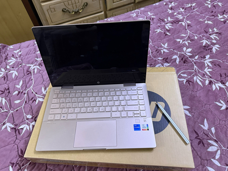 Riyadh, Computers, SAR 1850,  HP Pavilion Touch Screen Laptop Like New And N Complete