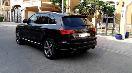 Manama, Vehicles, Cars & Trucks , BHD 3200,  Audi Q5,  2014,  Automatic,  130000 KM,