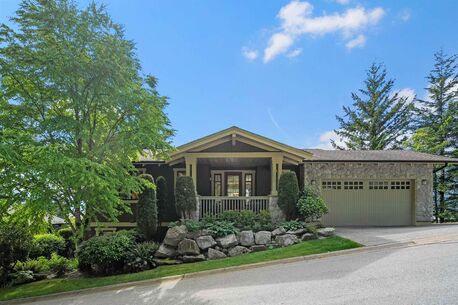 Vancouver, Apartments, Flats, Houses & Villas, CAD 2199000/year,  2 BR,  2112 Sq. Meter,  Squamish Real Estate - Evelynschellenberg.com