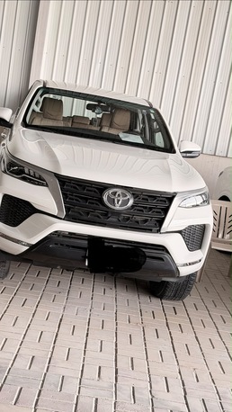 Riyadh, Rideshare, Toyota Fortuner 2022 For Rent Base In Company