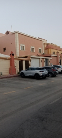 Dhahrat Laban, Rooms for Rent, Family Room Available For Rent