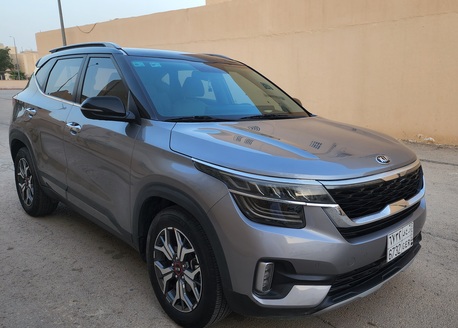Riyadh, Vehicles, Cars & Trucks , SAR 48000,  Kia Seltos 2020 Mid Option,  2020,  Automatic,  102000 KM,  One Owner