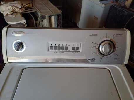 Jeddah, Appliances, SAR 700,  White Whirlpool Top-load Washing Machine With A Super Capacity Agitator Design