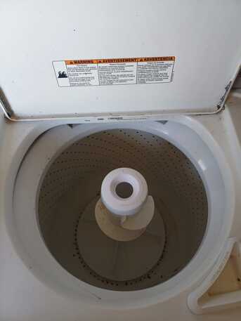 Jeddah, Appliances, SAR 700,  White Whirlpool Top-load Washing Machine With A Super Capacity Agitator Design