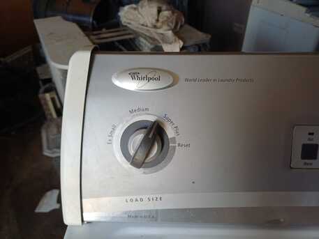 Jeddah, Appliances, SAR 700,  White Whirlpool Top-load Washing Machine With A Super Capacity Agitator Design