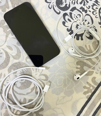 Al Andalus, Mobile Phones, SAR 2250,  Iphone 15 512GB