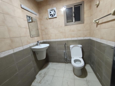 Manama, Apartments, Flats, Houses & Villas, BHD 200/year,  2 BR,  Um Al Hassam:- 2Bhk Unfurnished Flat On Rent With Ewa..