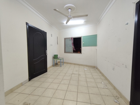 Manama, Apartments, Flats, Houses & Villas, BHD 200/year,  Furnished,  2 BR,  Um Al Hassam:- 2Bhk Unfurnished Flat On Rent With Ewa..