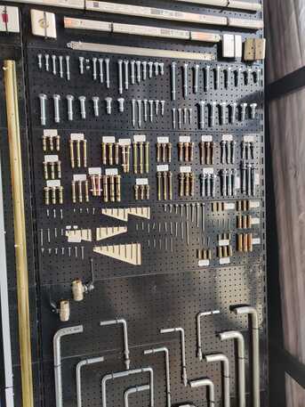 Jeddah, Tools, Scres,Bolts, And Hardware Tools For Sale In Cheaper Prices